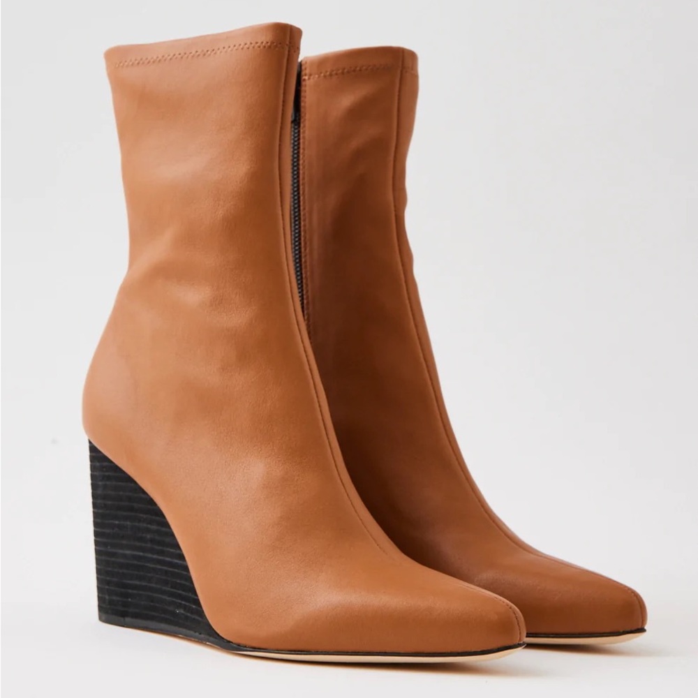 Rag & Bone Phoenix Wedge Boot in Tobacco NIB Size 7